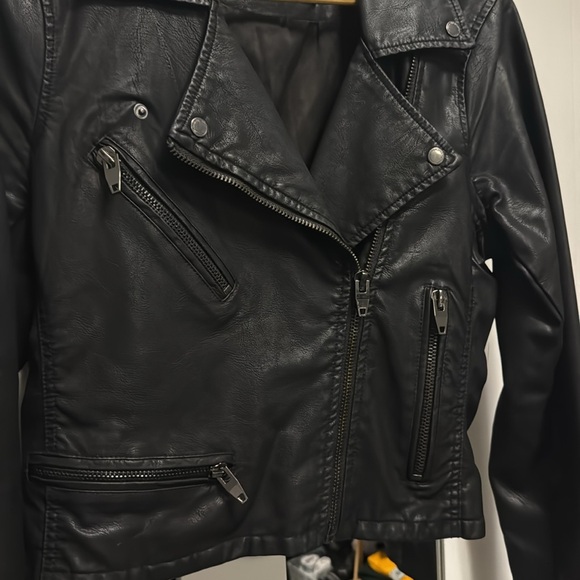Faux leather jacket - Picture 3 of 5